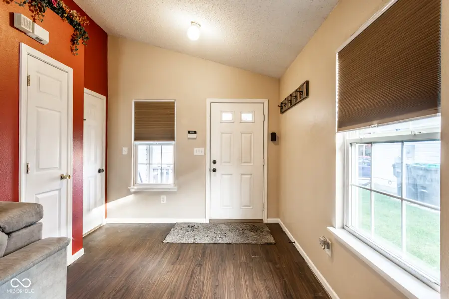 671 Day Break Drive, Greenwood, IN 46143 - Image #2