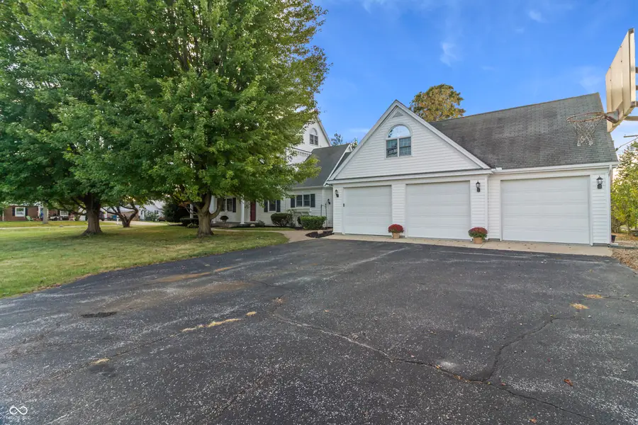 521 E North A Street, Gas City, IN 46933 - #3