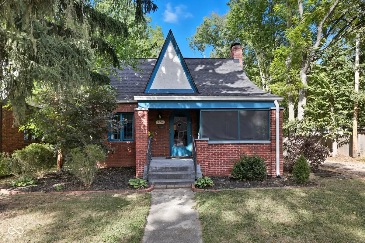 526 Kessler Boulevard East Drive, Indianapolis, IN 46220 - Image #1