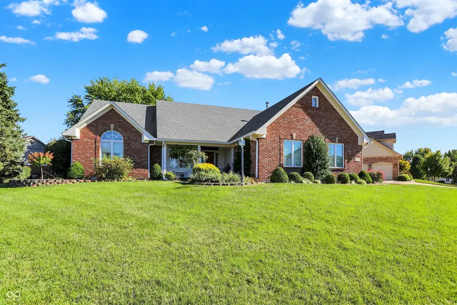 163 Back Creek Overlook, Greenwood, IN 46142 - #2