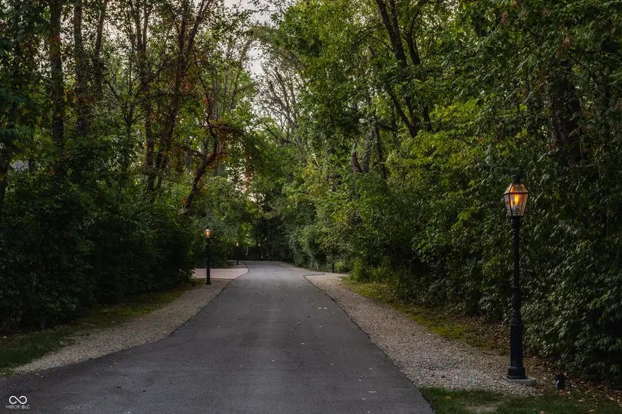 10606 Brooks School Road, Fishers, IN 46037 - Image #3