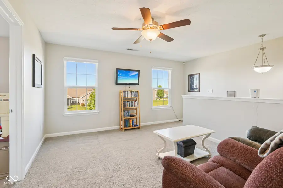 1749 N Creekwater Pass, Greenfield, IN 46140 - Image #3