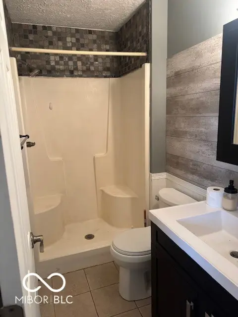 6820 Troon Way, Indianapolis, IN 46237