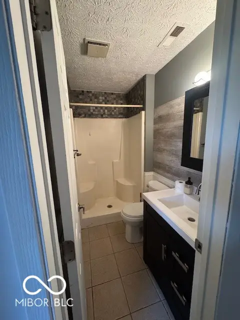 6820 Troon Way, Indianapolis, IN 46237 - Image #2