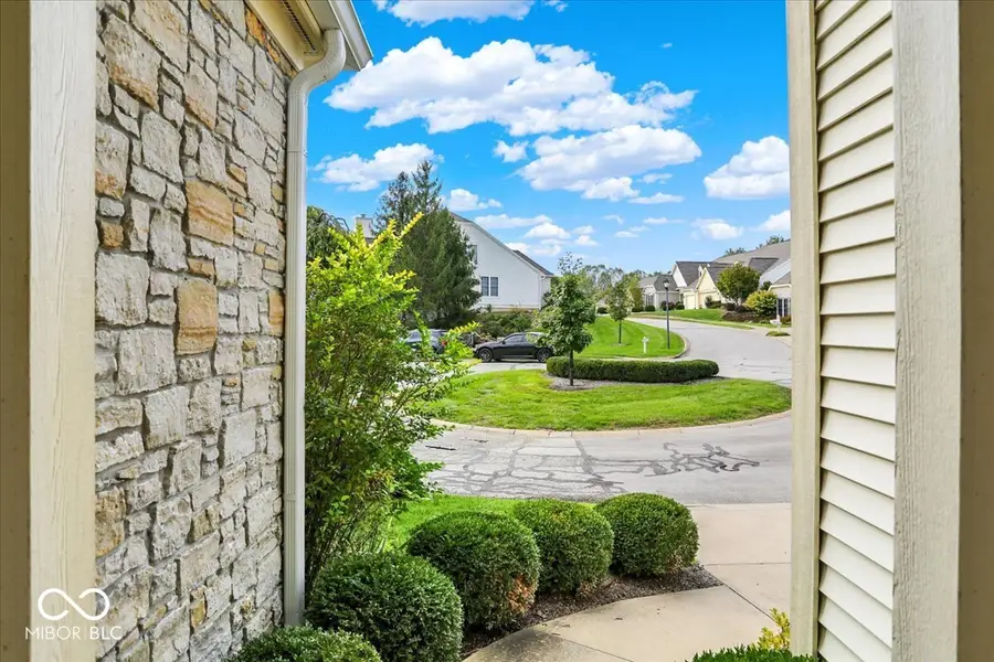 907 S Baldwin Drive, Bloomington, IN 47401 - Image #2