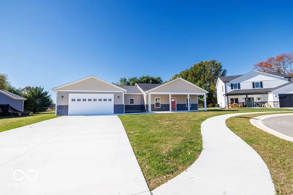 534 E Dogwood Court, Spencer, IN 47460 - Image #1