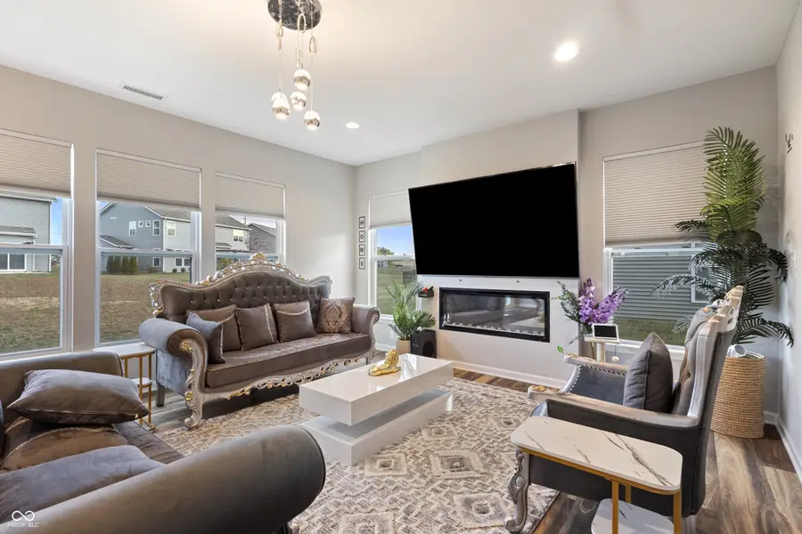 6926 Wheatley Road, Whitestown, IN 46075 - Image #3