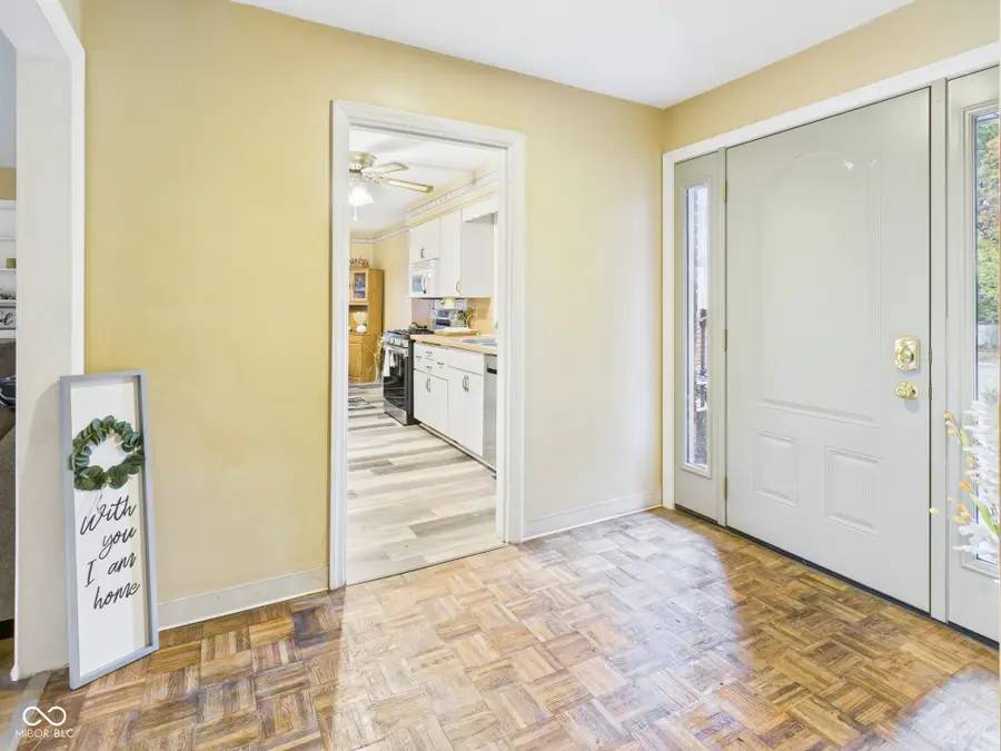 307 N Winthrop Road, Muncie, IN 47304 - Image #3