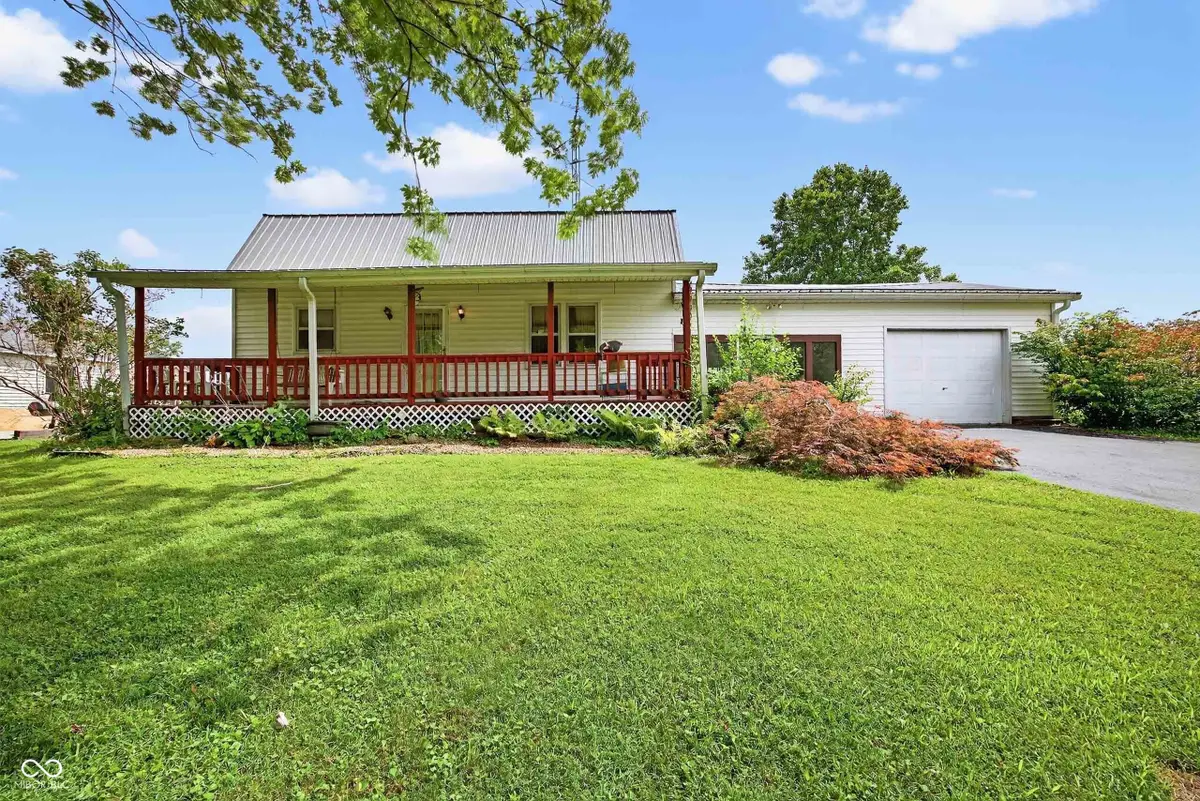 127 Hickory Heights Circle, Bedford, IN 47421 - Image #1