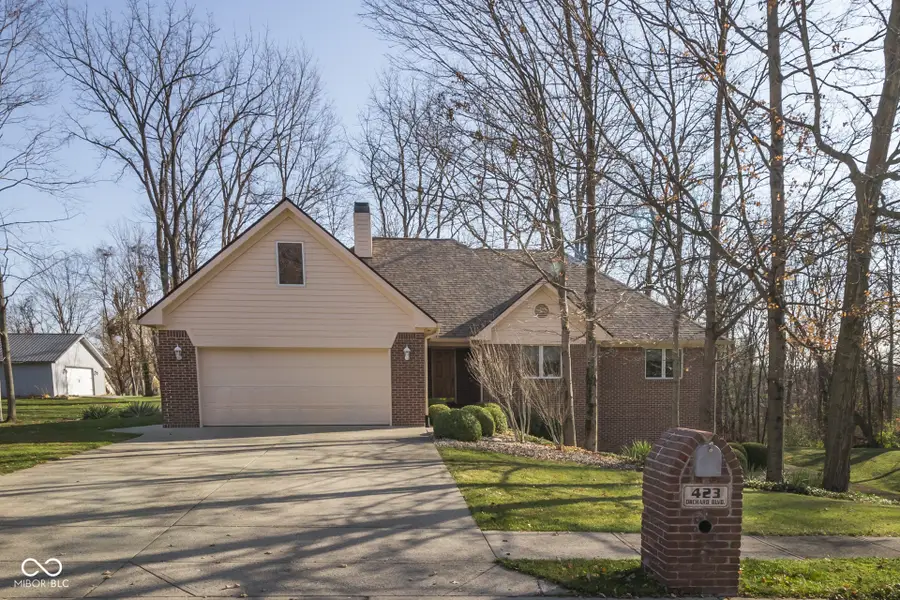 423 Orchard Boulevard, Danville, IN 46122 - Image #2