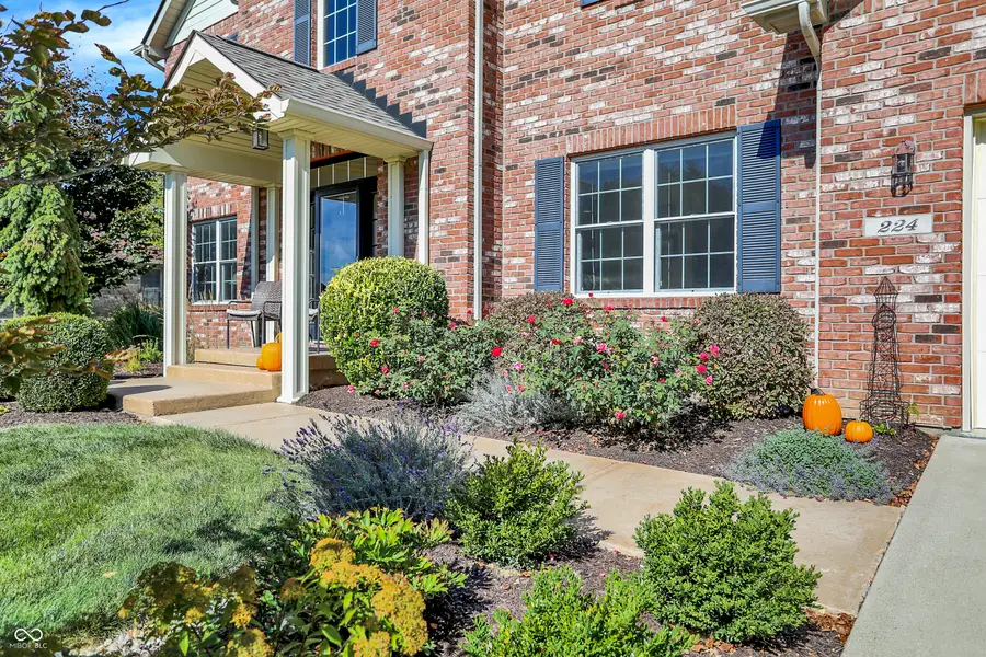 224 W Stoney Trail, Greenfield, IN 46140 - Image #2