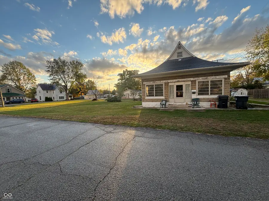 208 S Portland Street, Ridgeville, IN 47380 - #2