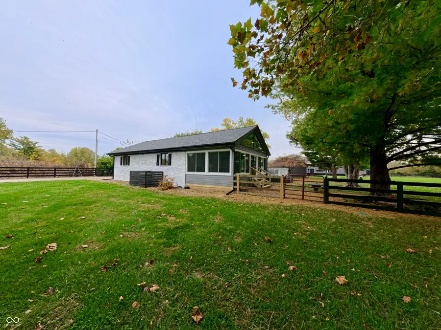 6675 E 425 S, Waldron, IN 46182 - Image #2