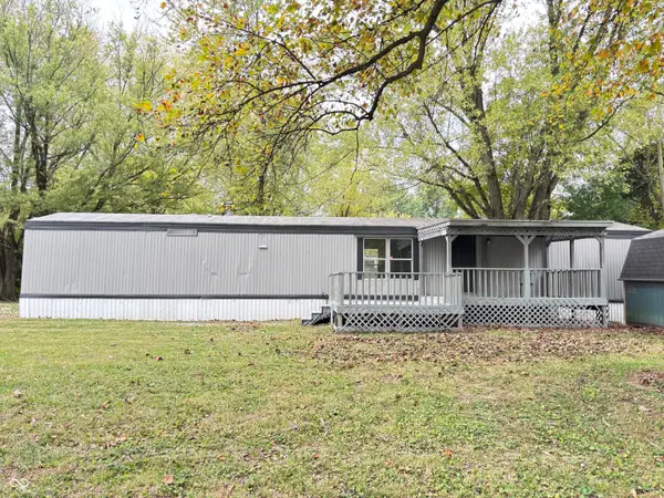 61 Bubble Loo Road, Cloverdale, IN 46120