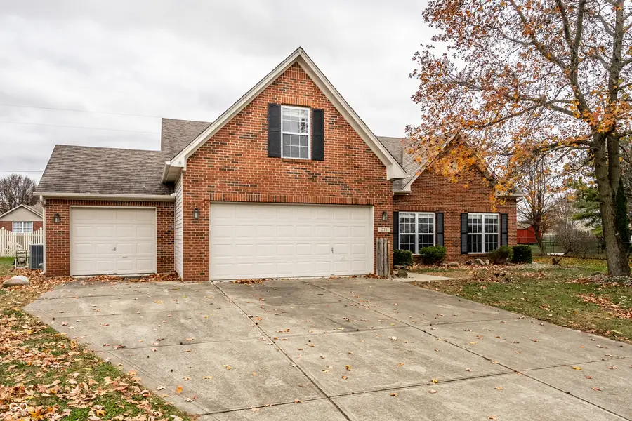 275 Linden Court, Pendleton, IN 46064 - Image #2