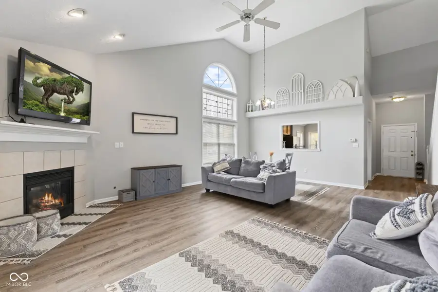 12086 E Harvest Glen Drive, Indianapolis, IN 46229 - Image #3