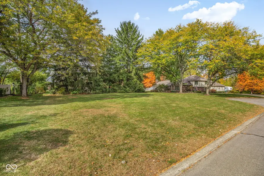 242 Melissa Ann Court, Indianapolis, IN 46234 - Image #2