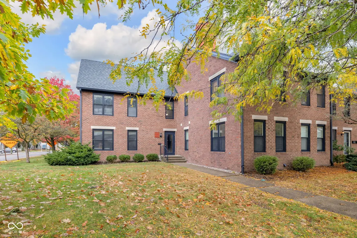 802 N Park Avenue, Indianapolis, IN 46202 - Image #1
