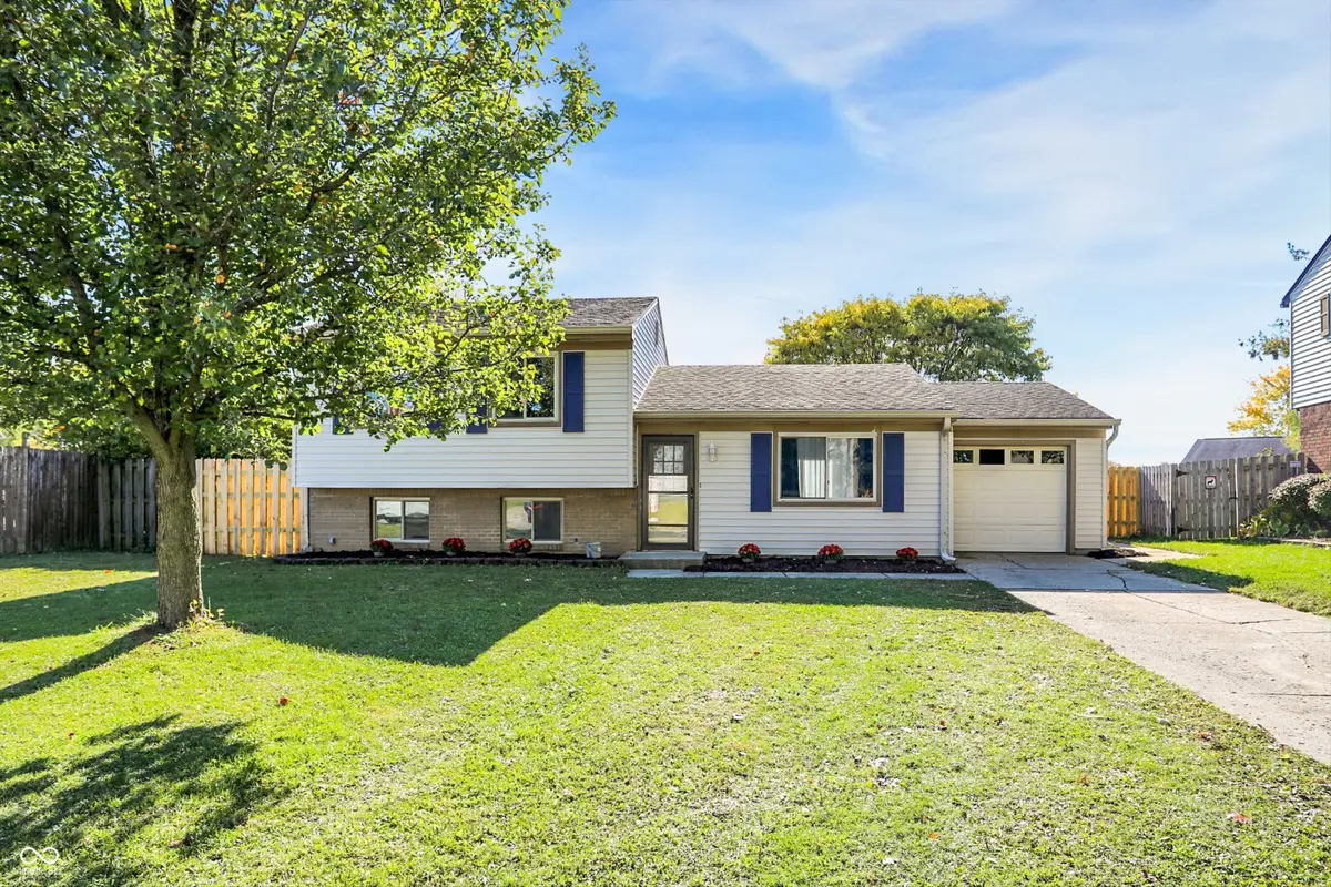 5533 Antoneli Lane, Indianapolis, IN 46237 - Image #1