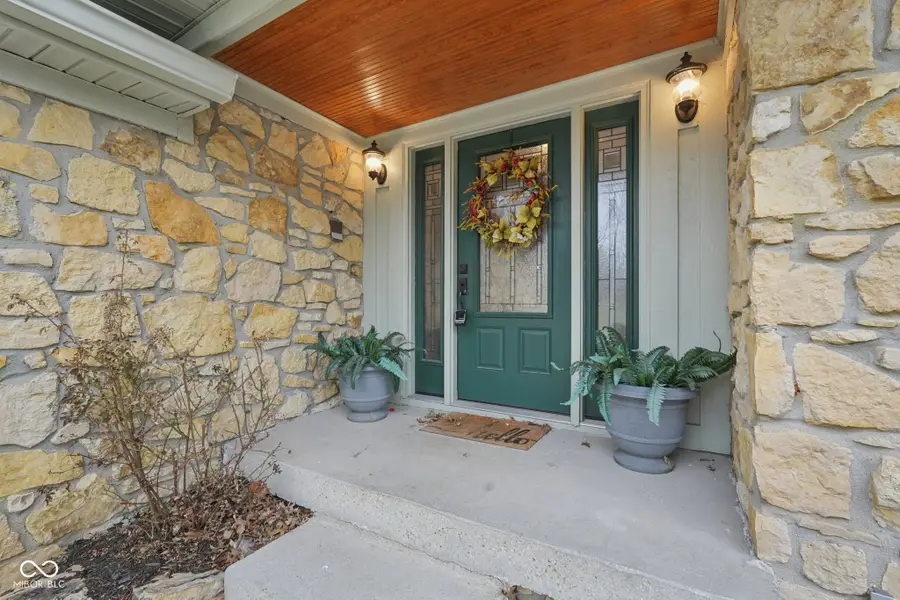 1602 Friendship Drive, Indianapolis, IN 46217 - Image #2