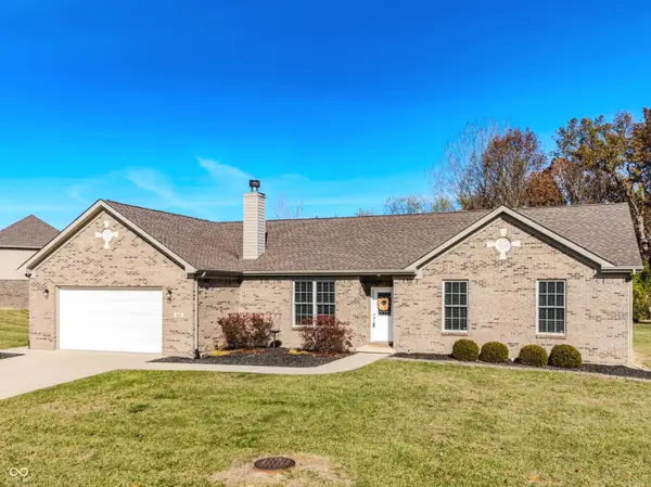 422 S Bridgewater Lane, Muncie, IN 47304
