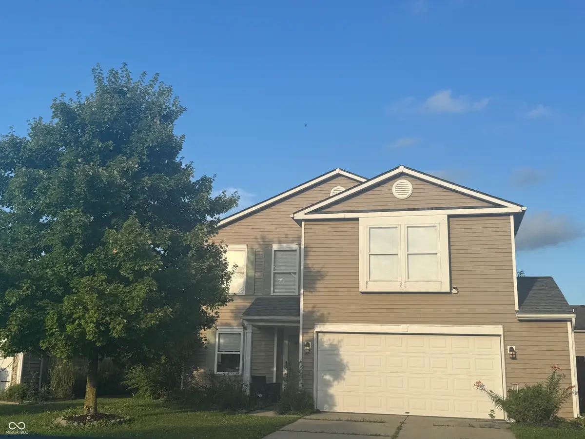 8346 S Firefly Drive, Pendleton, IN 46064 - Image #1