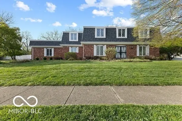 895 Briar Patch Lane, Greenwood, IN 46142