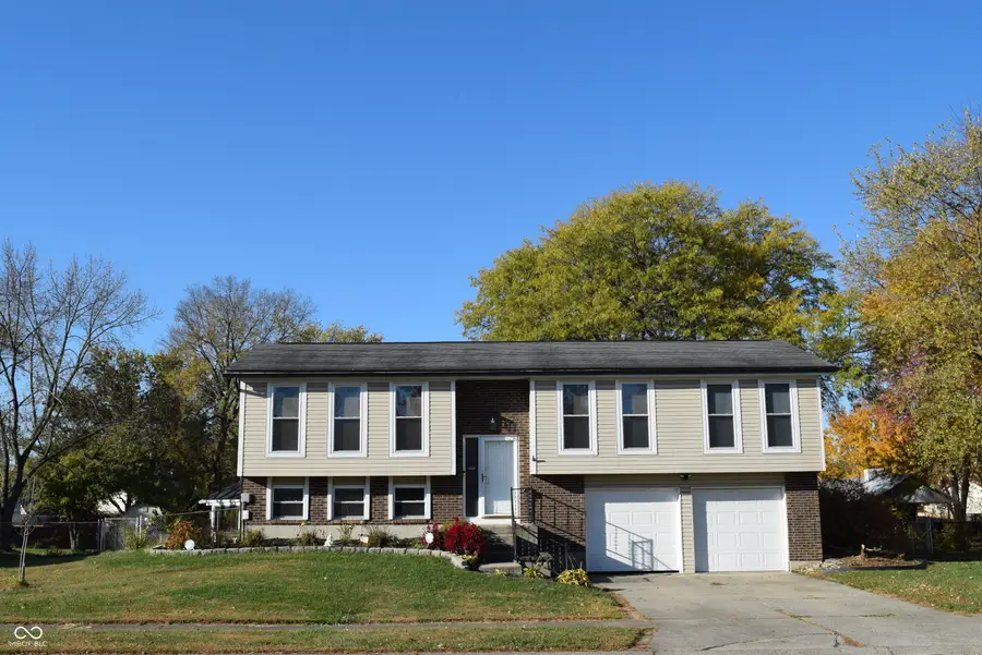 8059 Harvest Lane, Indianapolis, IN 46256 - Image #3
