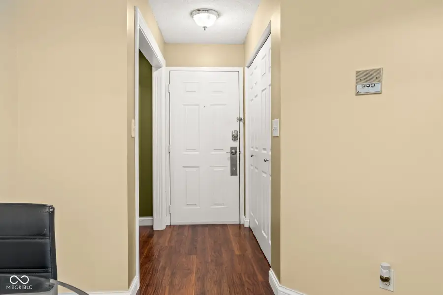 4530 Village Court #5, Indianapolis, IN 46254 - Image #3