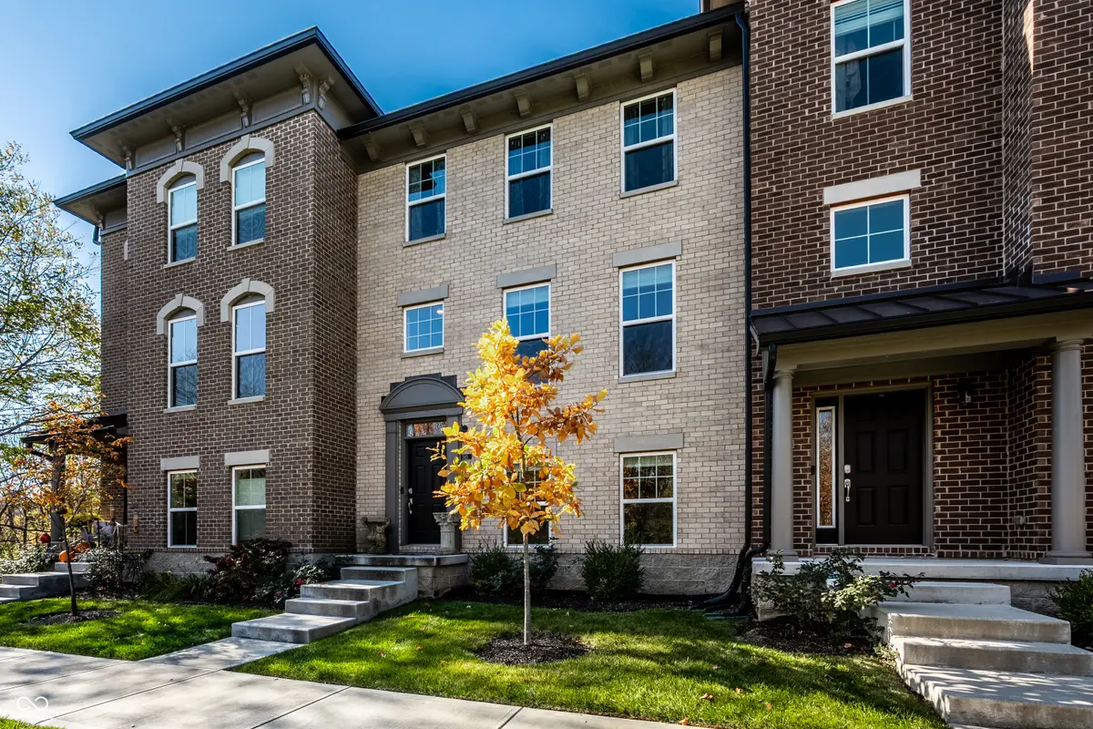 345 Wakefield Way, Zionsville, IN 46077 - Image #1