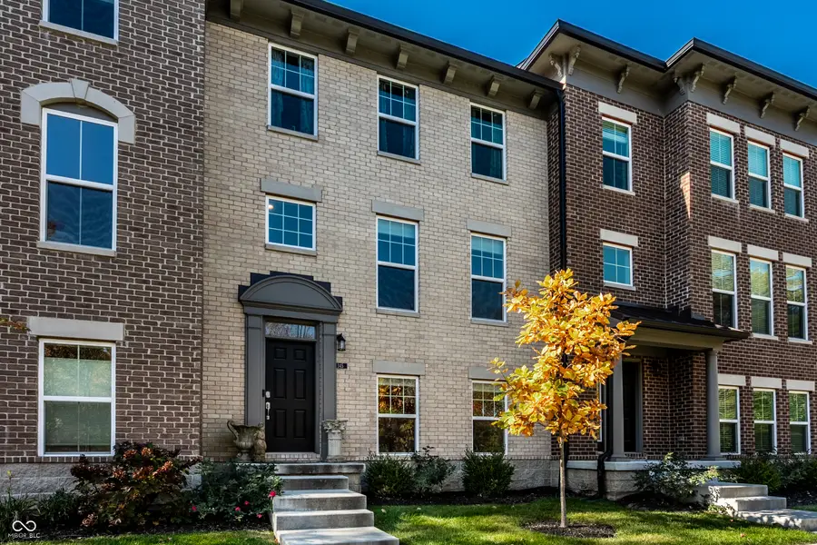 345 Wakefield Way, Zionsville, IN 46077 - Image #2