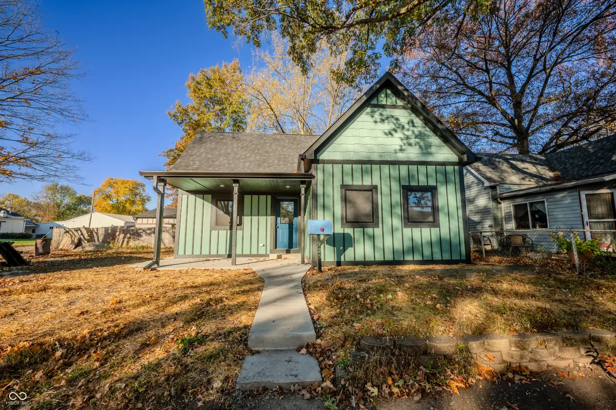 925 S 16th Street, Terre Haute, IN 47807 - Image #1