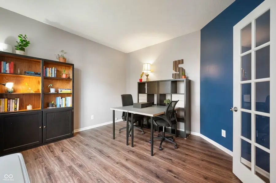 12711 Geist Cove Drive, Indianapolis, IN 46236 - Image #2