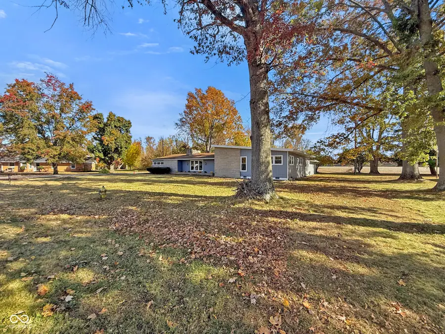 1208 Elizabeth Lane, Terre Haute, IN 47802 - Image #2