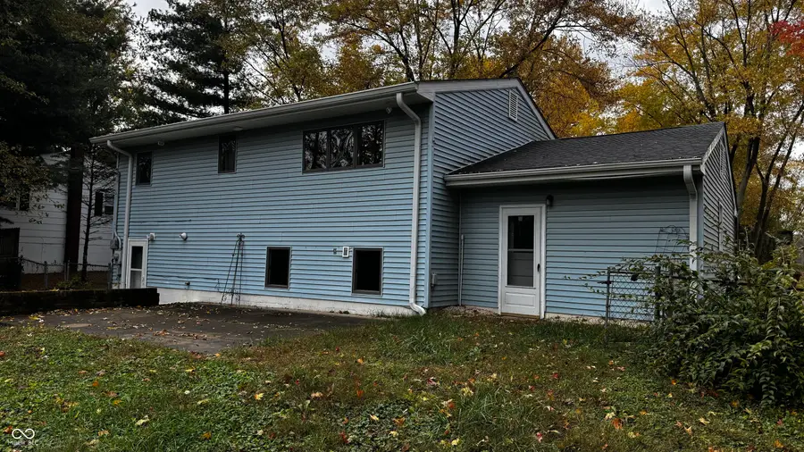 3023 Fairlawn Drive, Columbus, IN 47203 - Image #3