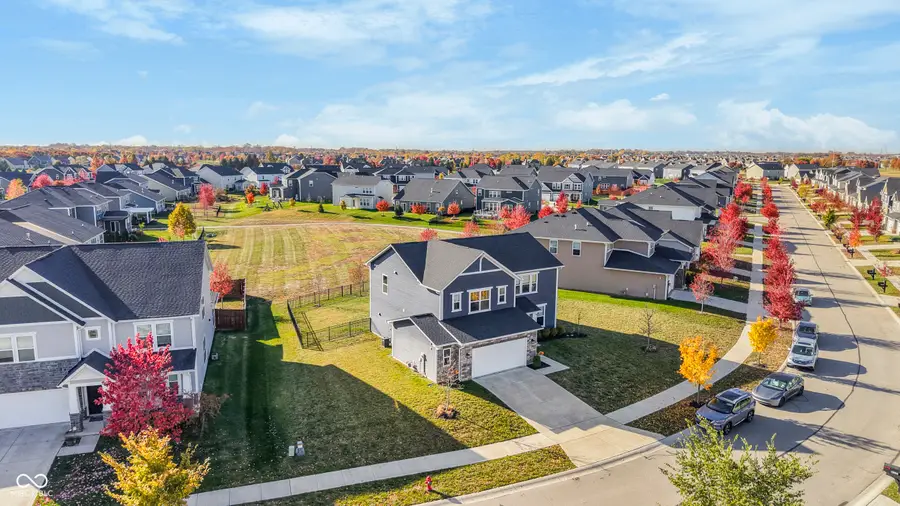 15865 W Rail Drive, Westfield, IN 46074 - Image #2