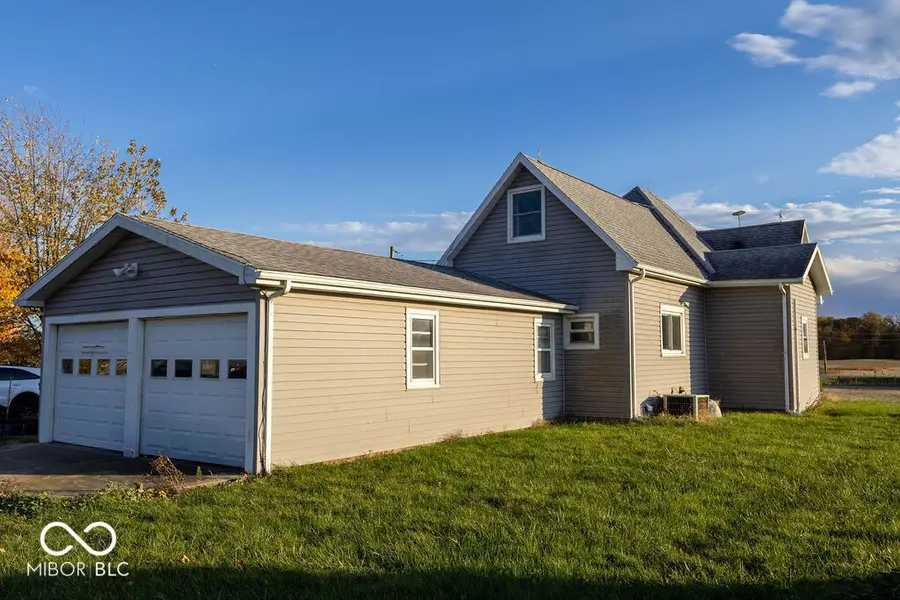 5398 E Us Highway 36, Mooreland, IN 47360 - Image #2