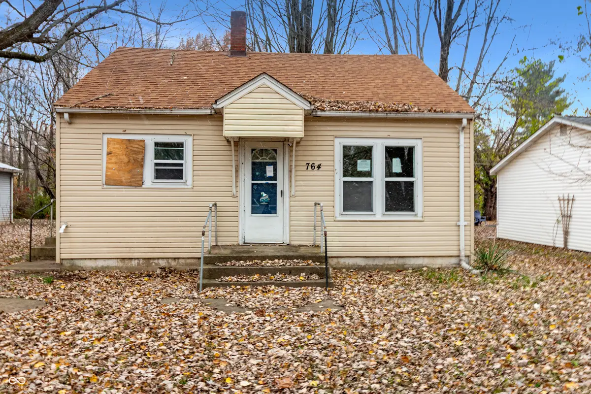 764 W Bellevue Avenue, Scottsburg, IN 47170 - Image #1