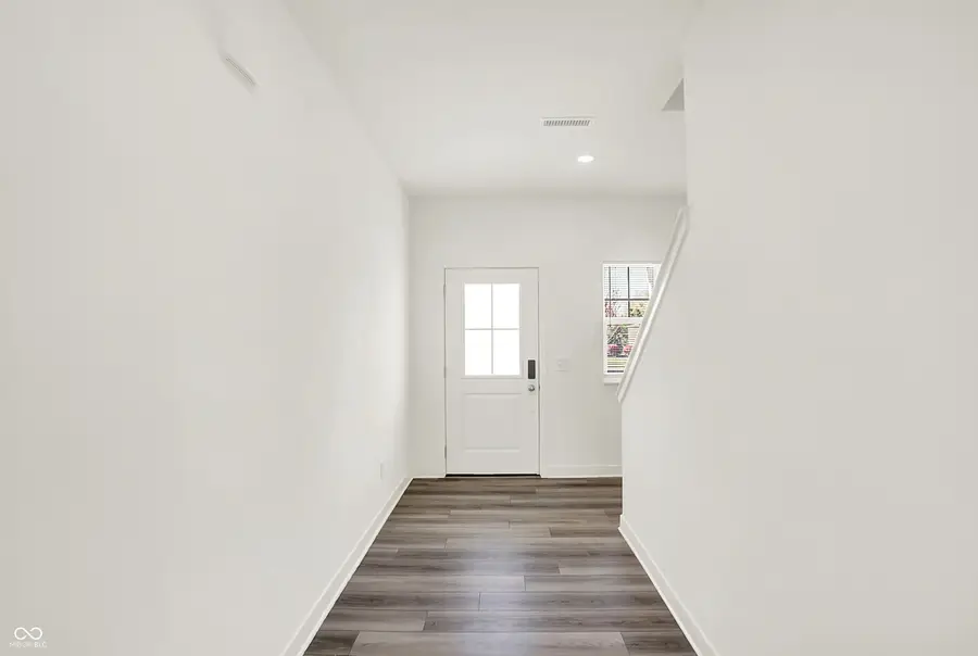 999 Kensington Drive, Danville, IN 46122 - Image #3