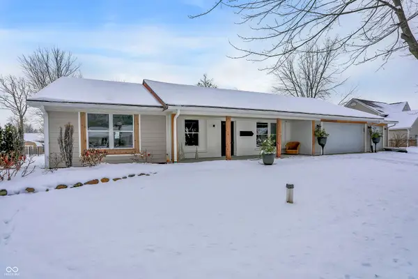 9785 Barth Drive, Zionsville, IN 46077