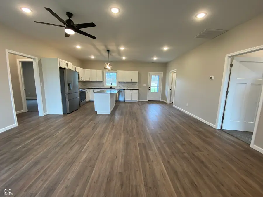 10 Trinton Avenue, Bedford, IN 47421 - Image #2