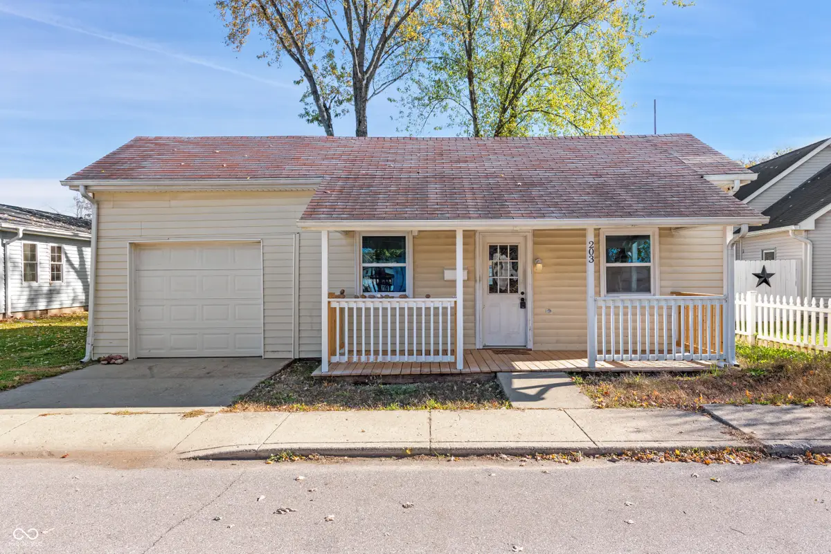 203 N Clay Street, Edinburgh, IN 46124 - Image #1