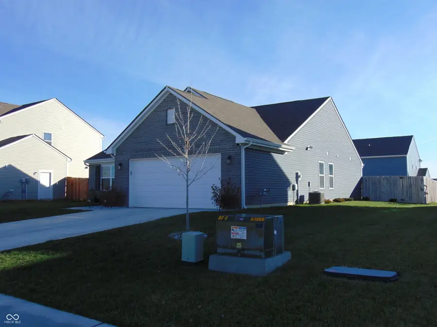 949 Borealis Drive, Franklin, IN 46131 - Image #3