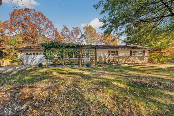 9245 E Woodview Drive, Bloomington, IN 47401