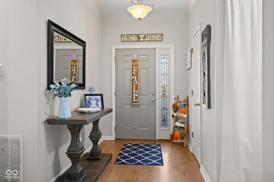 6896 N Karnes Drive, McCordsville, IN 46055 - Image #2