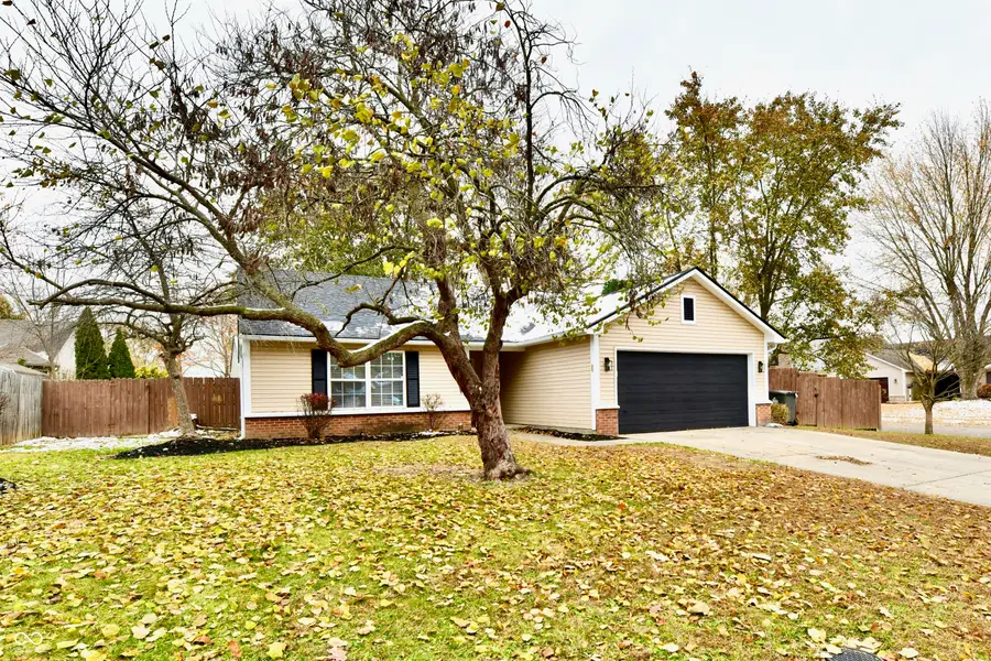 1319 Country Ridge Lane, Indianapolis, IN 46234 - Image #2