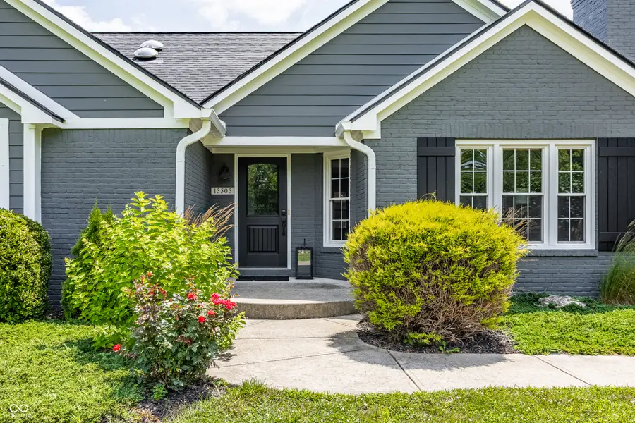 15505 Little Eagle Creek Avenue, Zionsville, IN 46077 - Image #3