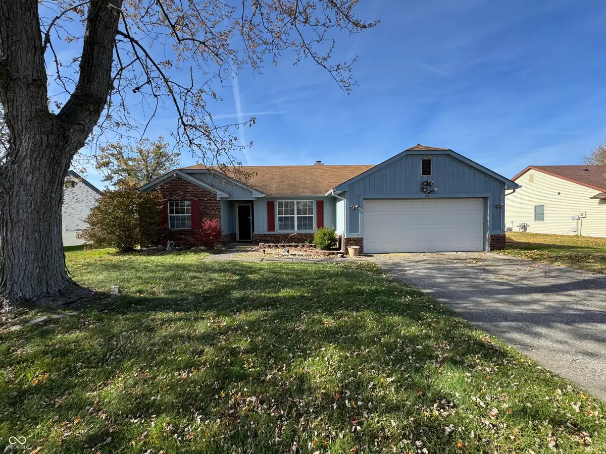 174 Country Aire Lane, Greenwood, IN 46143 - Image #1