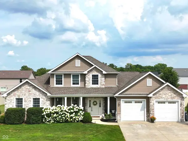 908 N Wild Pine Drive, Yorktown, IN 47396