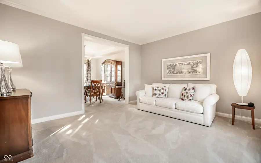 10009 Northwind Circle, Indianapolis, IN 46256 - Image #2